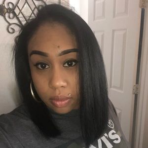 Meet your Posher, Sharee